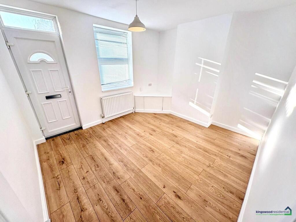House in Nottingham - View 4