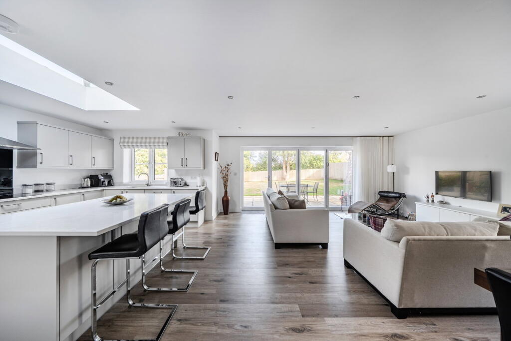 House in Basingstoke and Deane, Basingstoke - View 5