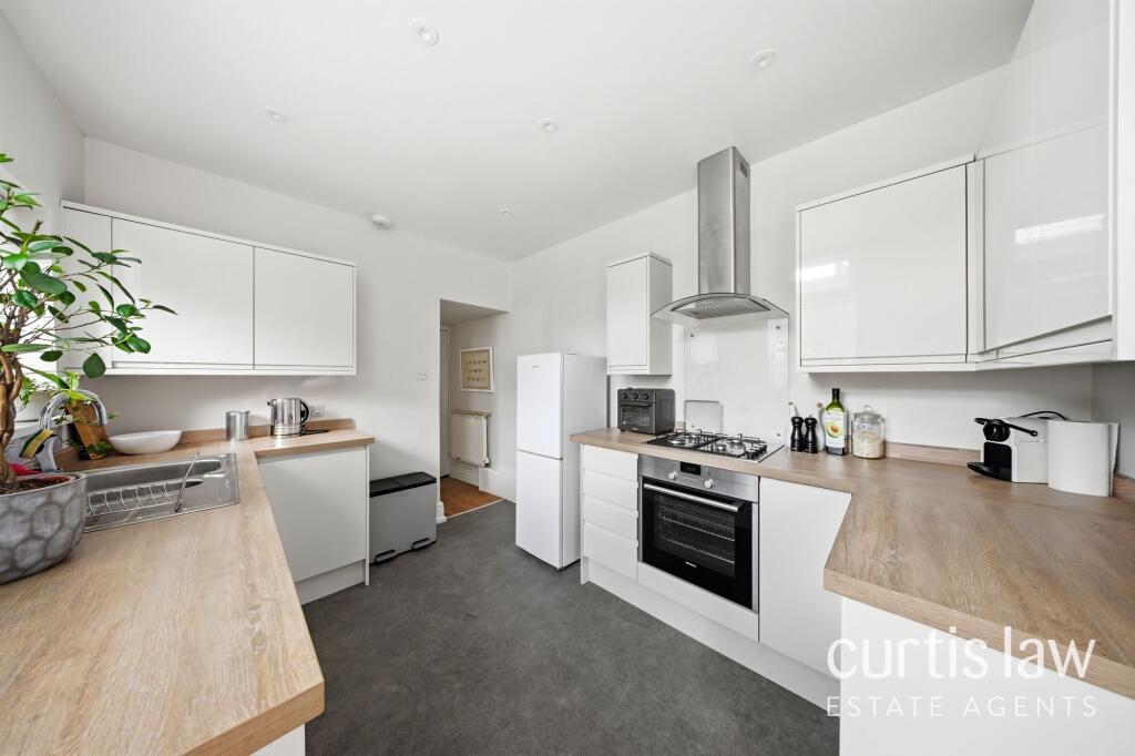 East View Terrace, Blackburn, BB2 photo 4