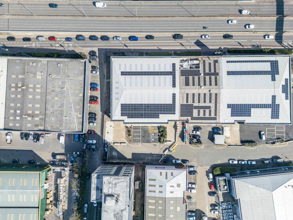 Units 2 and 3 Oxgate Centre73.jpg