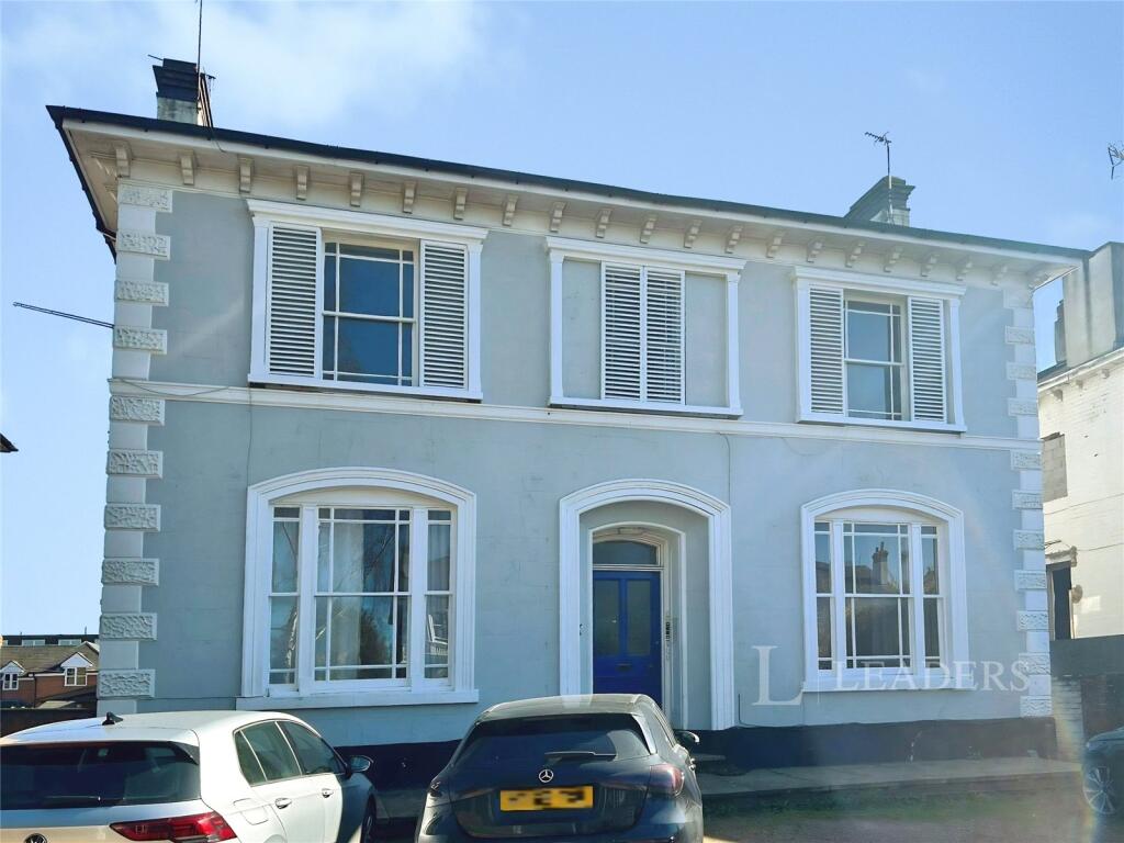 Main image of property: Leamington Spa, CV32