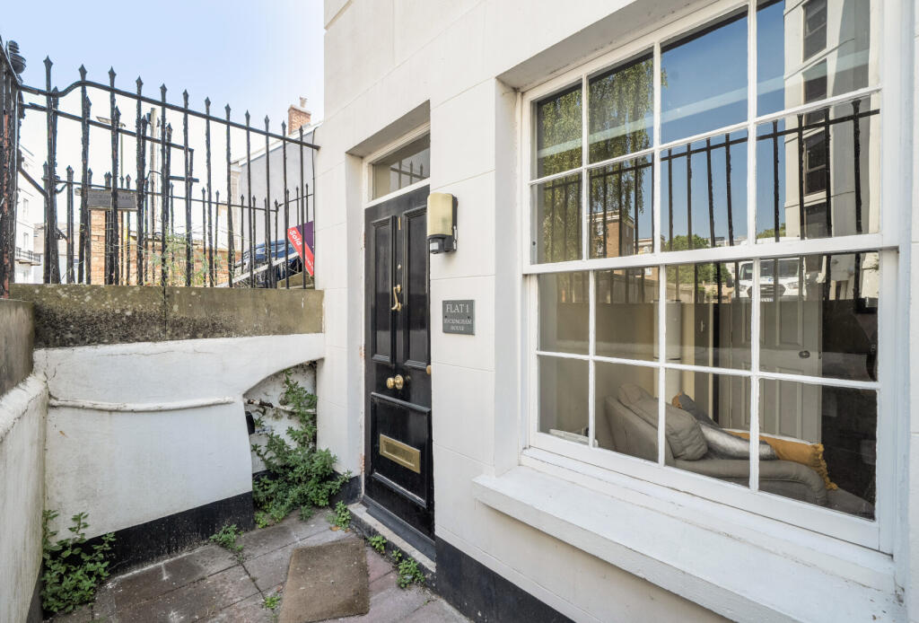 Main image of property: Wellington Street, Cheltenham, Gloucestershire, GL50