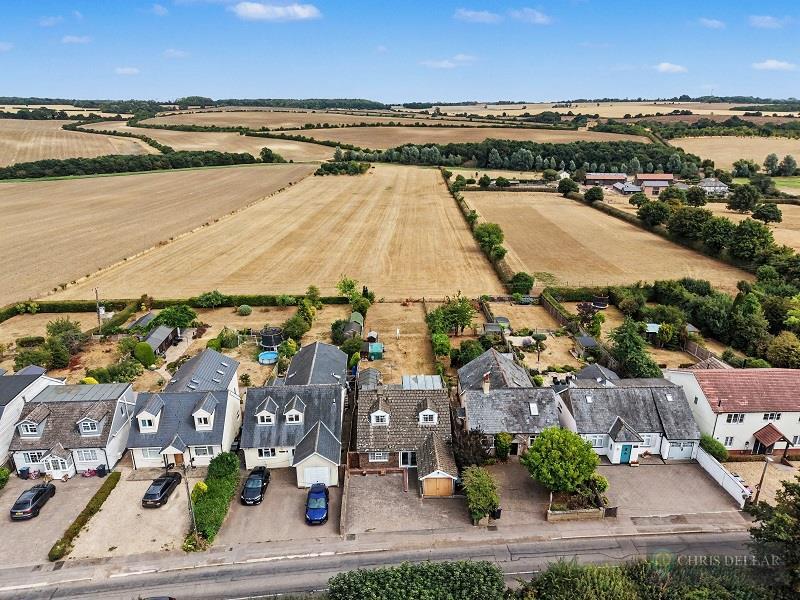 House in East Hertfordshire, Hay Street, Braughing - More