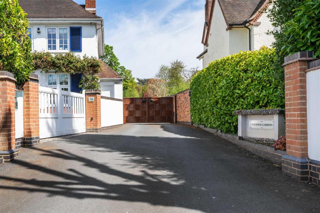 Additional image 32 of Chattock Gardens, Solihull, B91