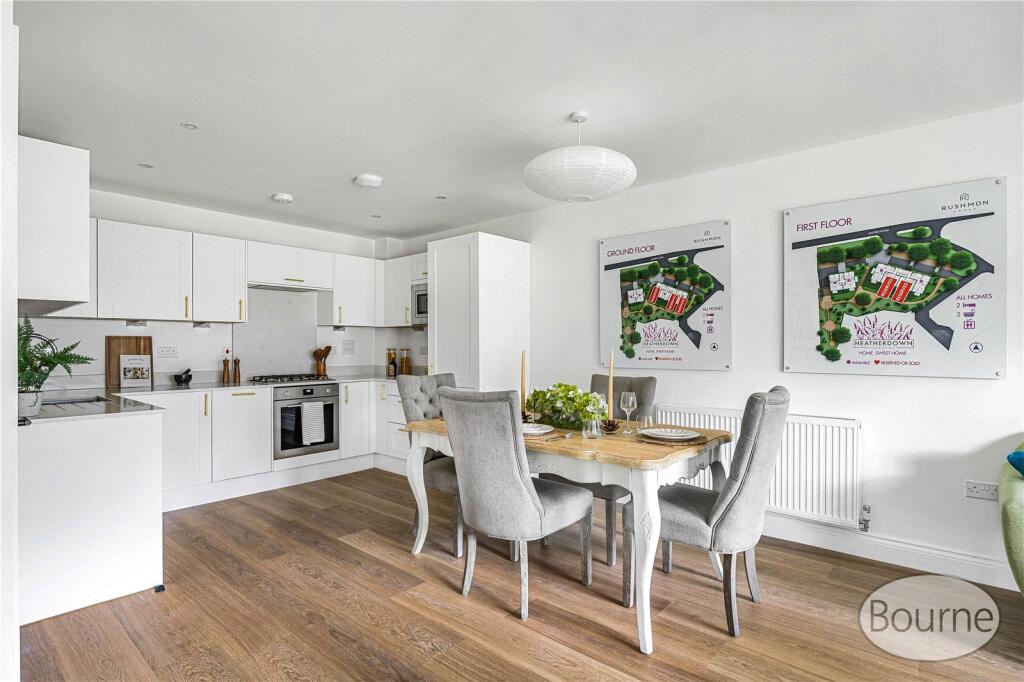 Shores Road, Horsell, Woking, Surrey, GU21 photo 2