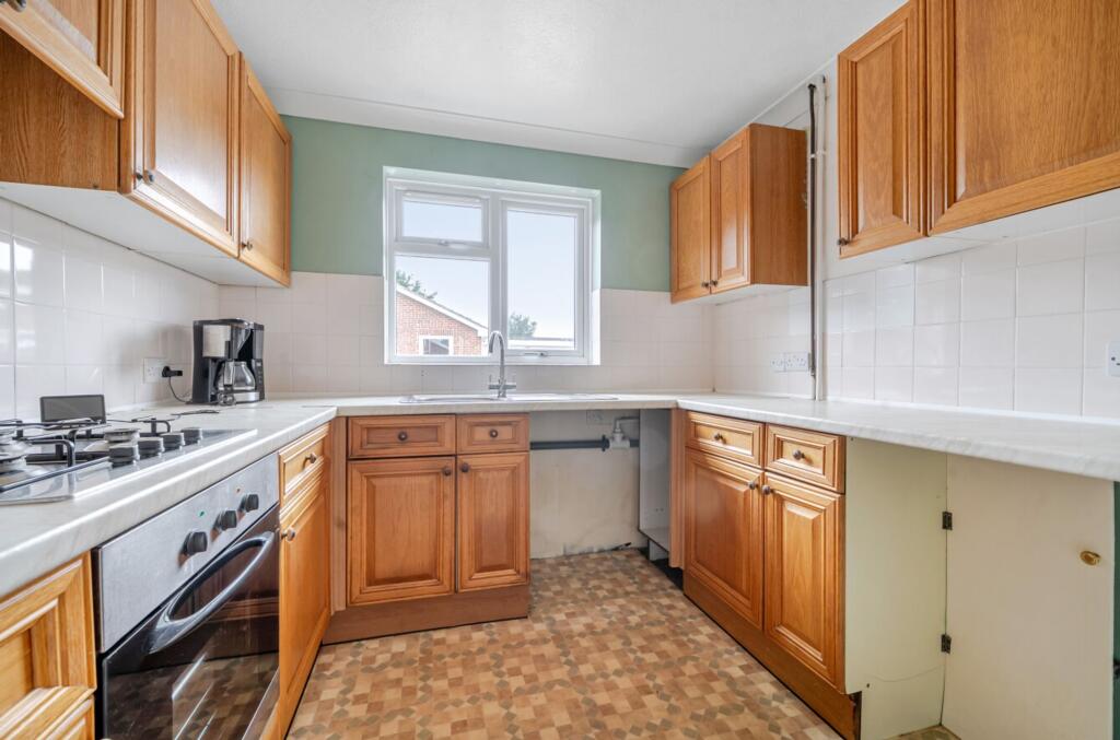 Brampton Close, Selsey, PO20 photo 4