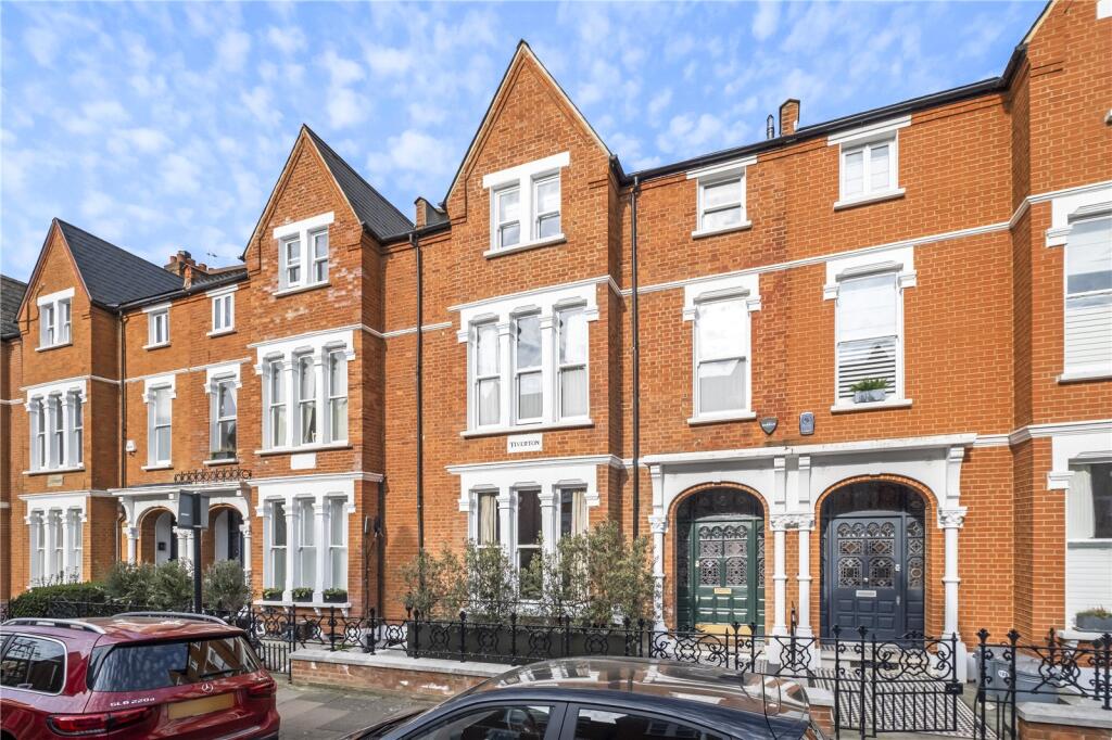 Main image of property: Drakefield Road, SW17