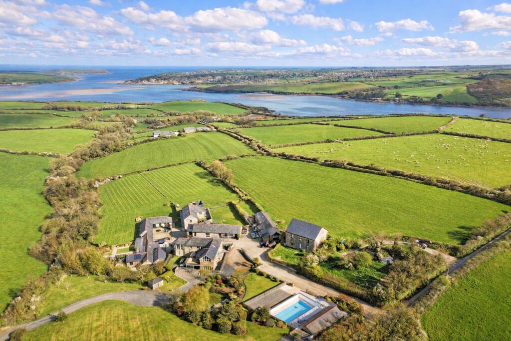 7-bed house on Rock View & Lowen, Higher Halwyn, PL27, £3,250,000