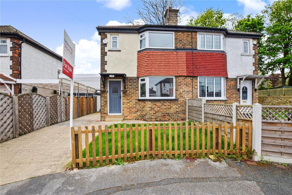 2-bed semi-detached on Hill Court Avenue, Leeds, West Yorkshire, £210,000