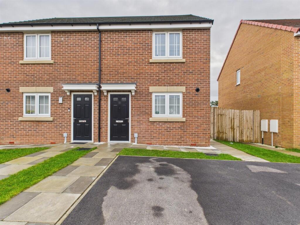 Main image of property: Bunting Lea, Bridlington