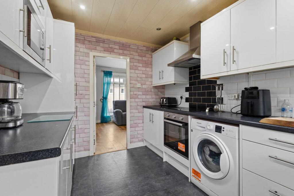 10, Fail Avenue, Tarbolton, KA5 photo 4