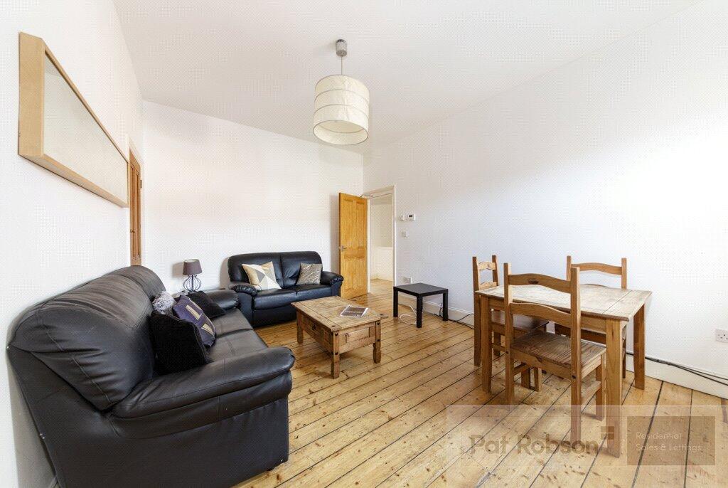 Apartment in Newcastle upon Tyne - More