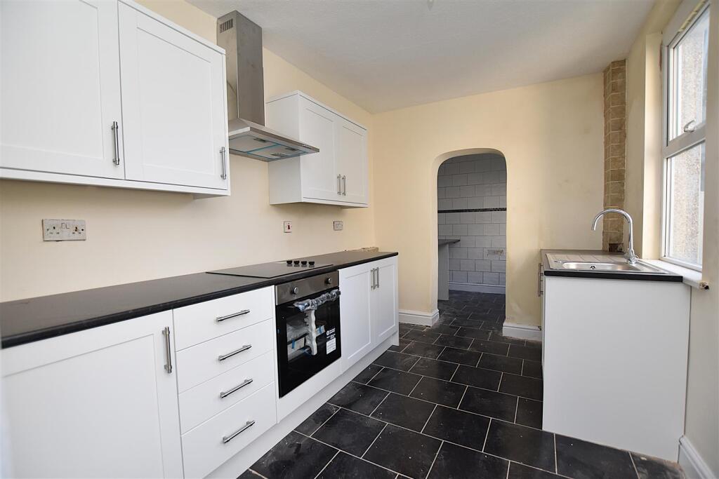 House in Wrexham, Rivulet Road Trade Park, Caia Park - View 5