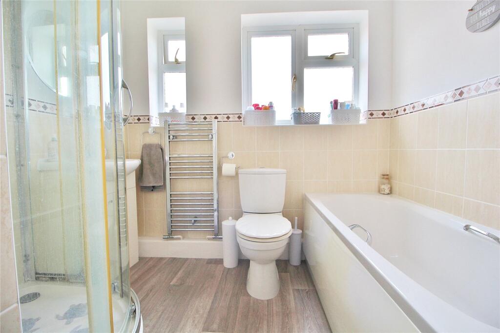 Apartment in Worthing, Findon Valley - More