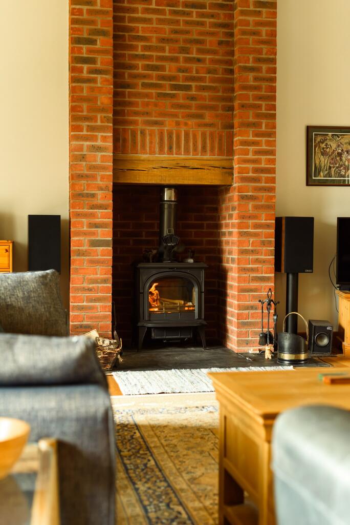 House in Shrewsbury, Trewern - View 4