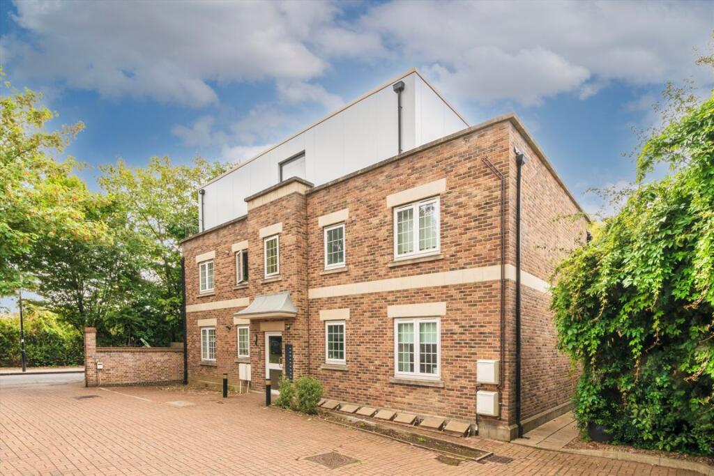 Main image of property: Northfield Avenue, Nortfields