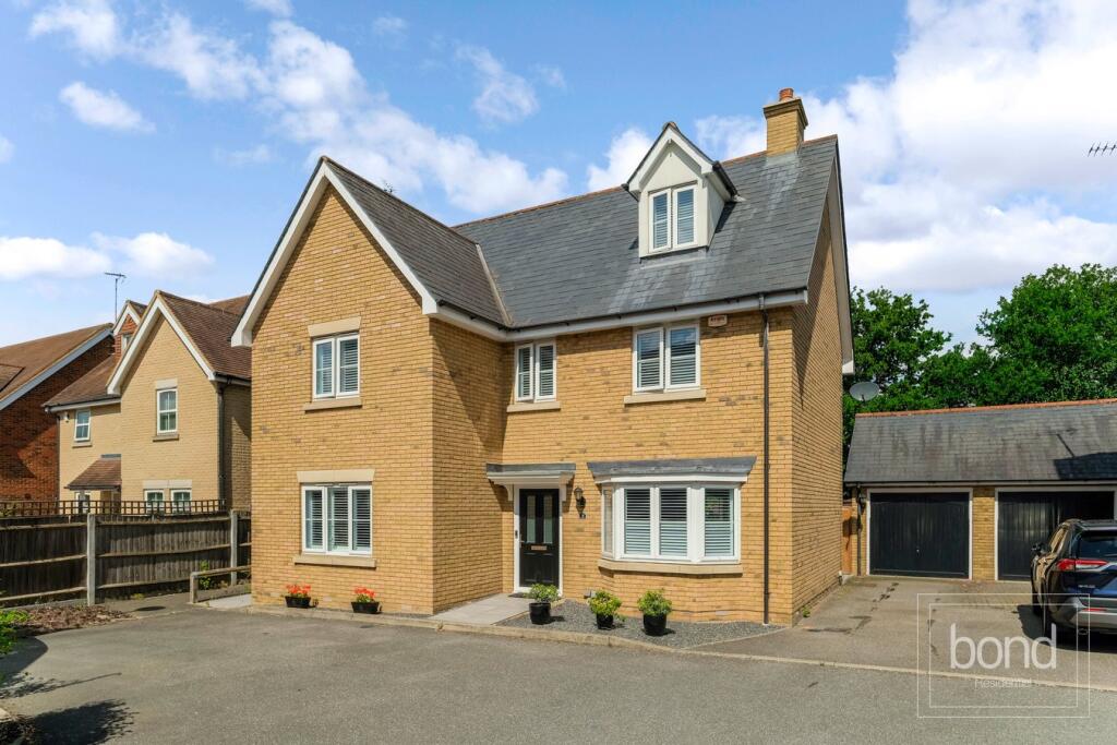 5-bed detached on Belgrave Place, Chelmsford, CM2, £800,000