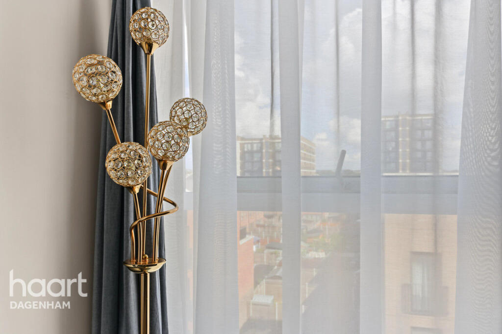 Apartment in Romford - View 4