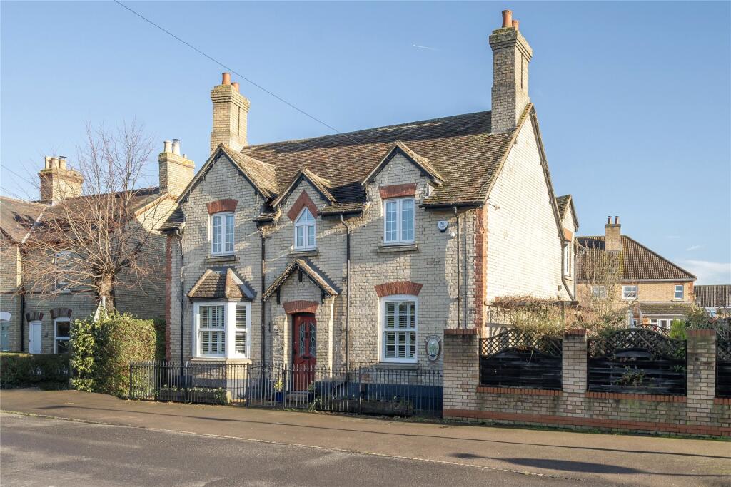 Main image of property: London Road, Sandy, Bedfordshire, SG19