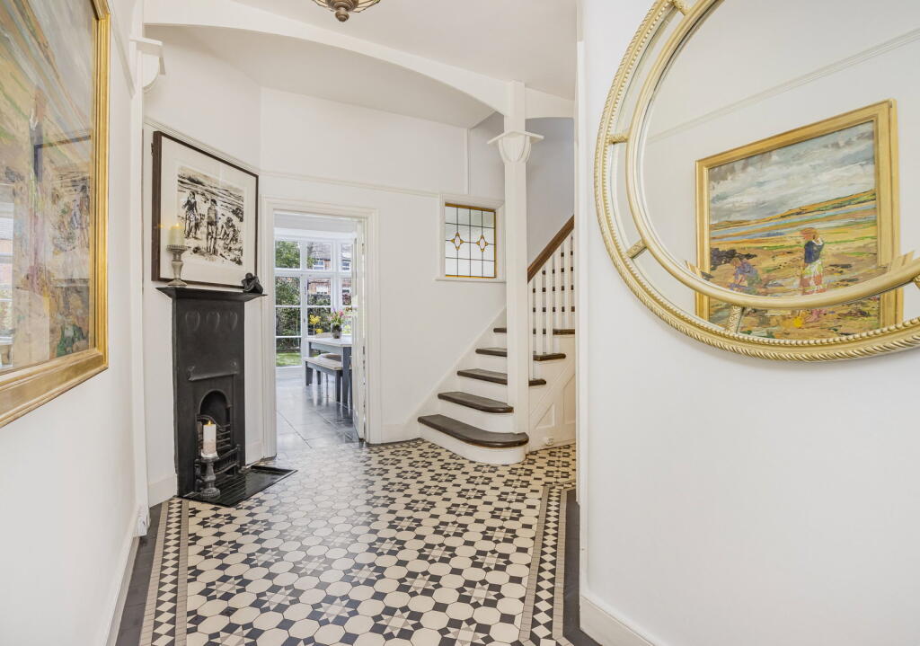 House in London - View 4