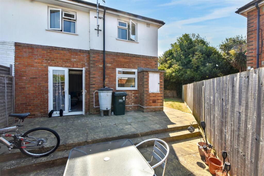 House in Brighton - View 4