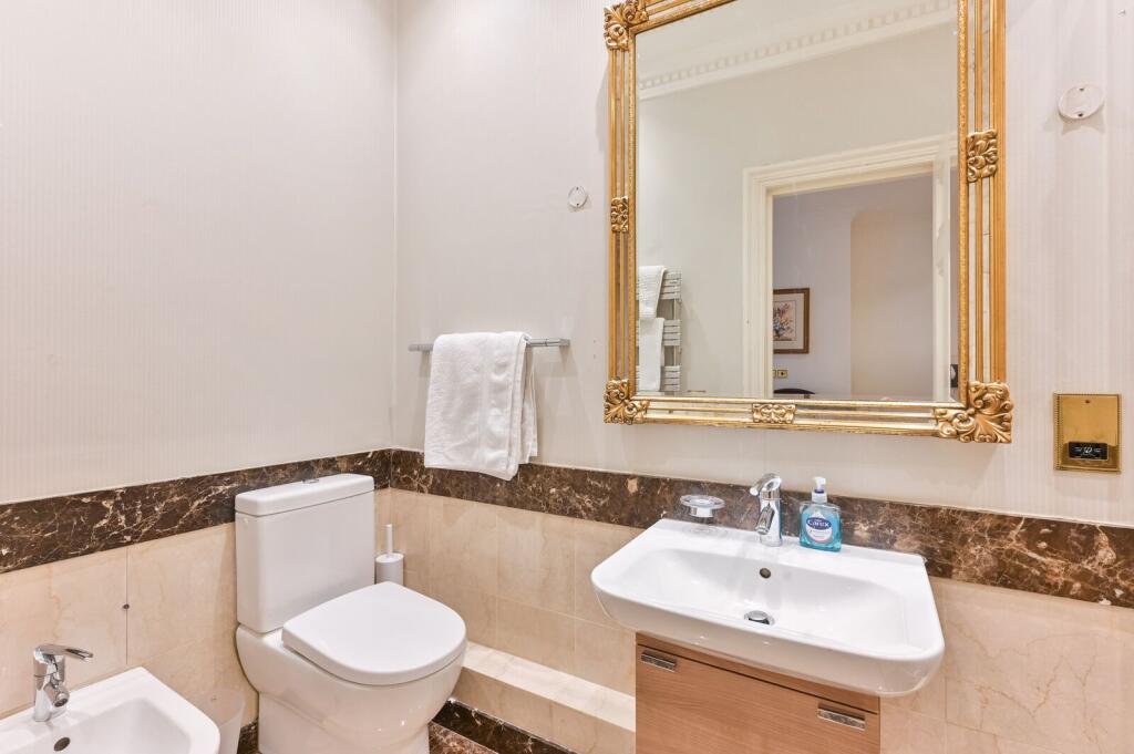 4 bedroom flat for rent