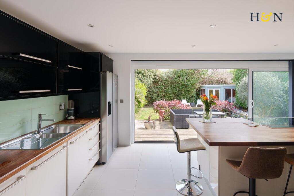 House in Hove, Brighton and Hove - View 4