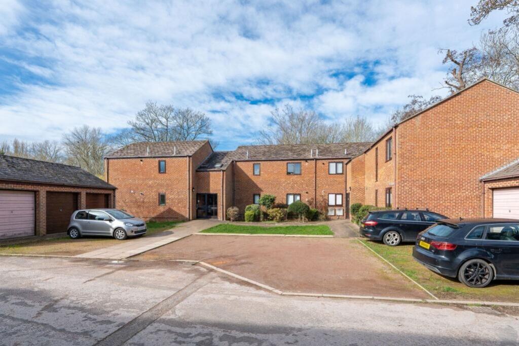Main image of property: Millstream Court, Webbs Close, Wolvercote, Oxford, OX2 