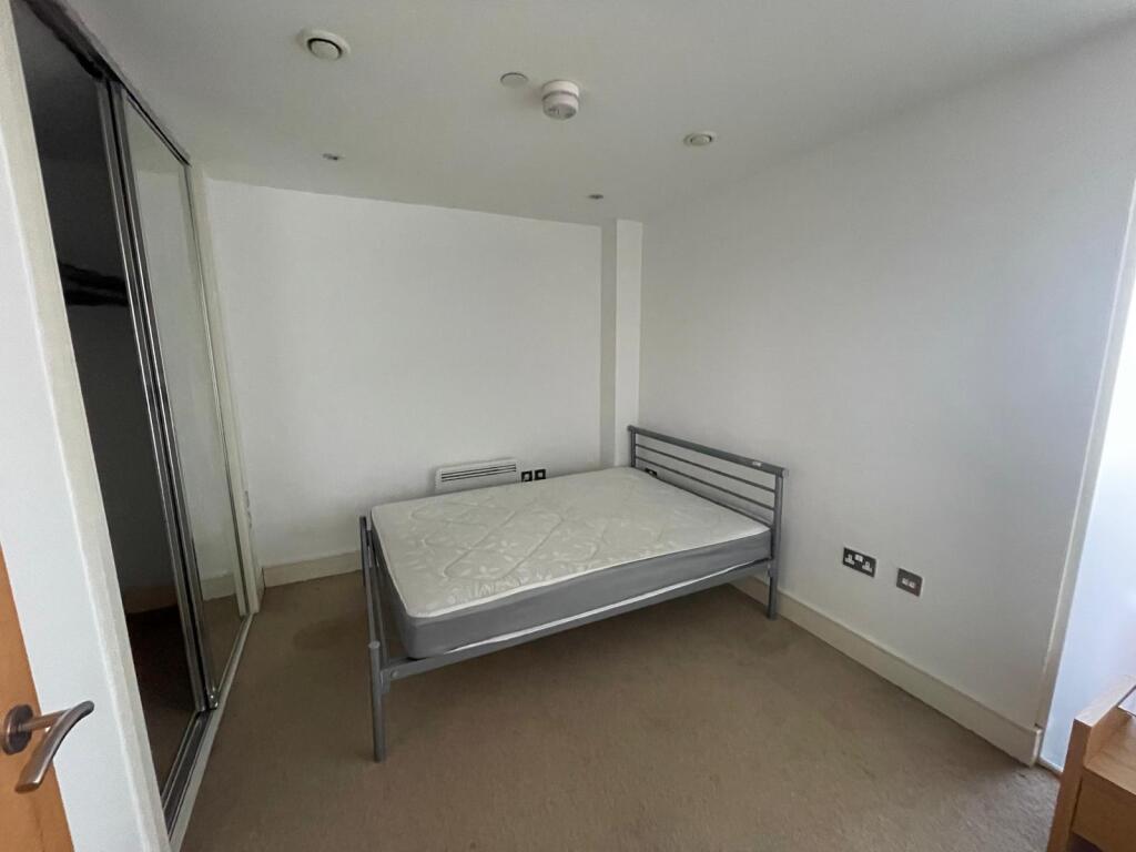 Apartment in Nottingham, Rainbow Quarter, St Ann's - More