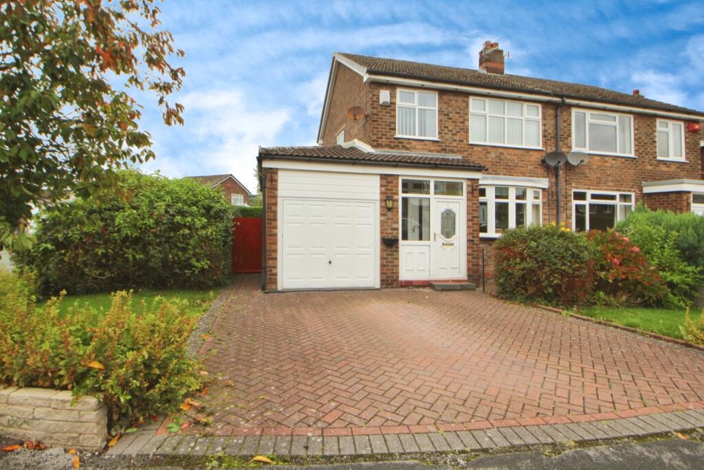 Main image of property: Moss Bank Close, Hadfield, Glossop, Derbyshire, SK13