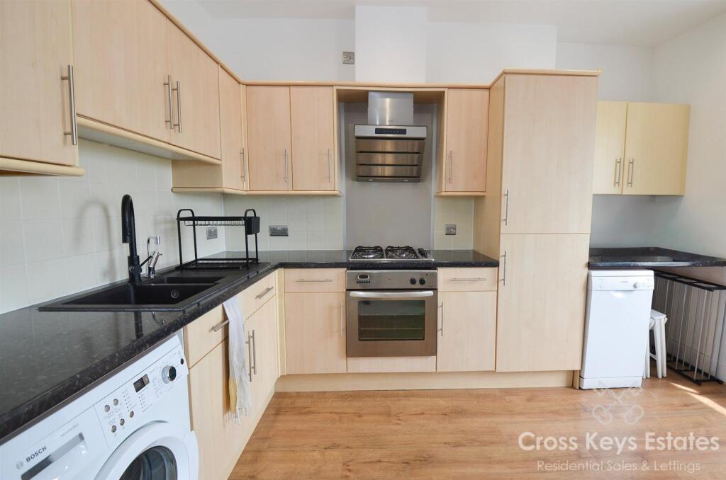 Wyndham Street West, Stonehouse - View 5