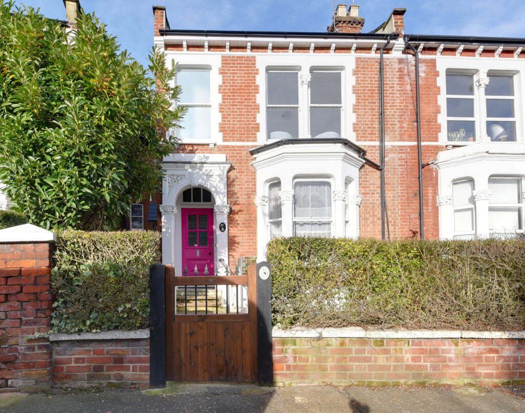 Main image of property: Cromwell Avenue, Highgate, N6