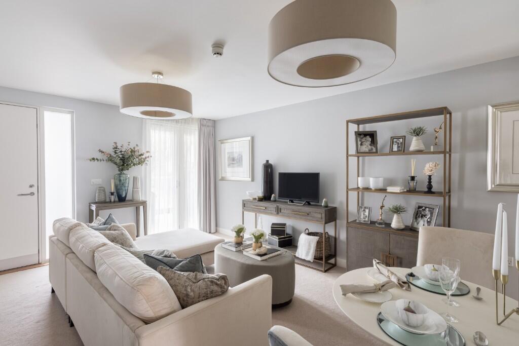 Sutton Park Road, Seaford, East Sussex, BN25 photo 3
