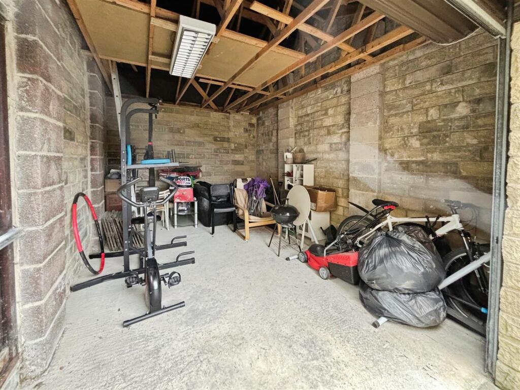 Additional image 17 of Flaxen Court, Bradford, BD6 1AW