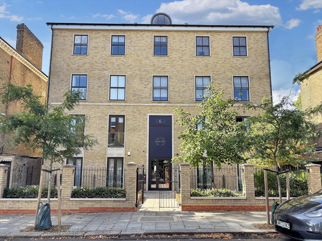 6 Elms Road, London SW4 photo 4