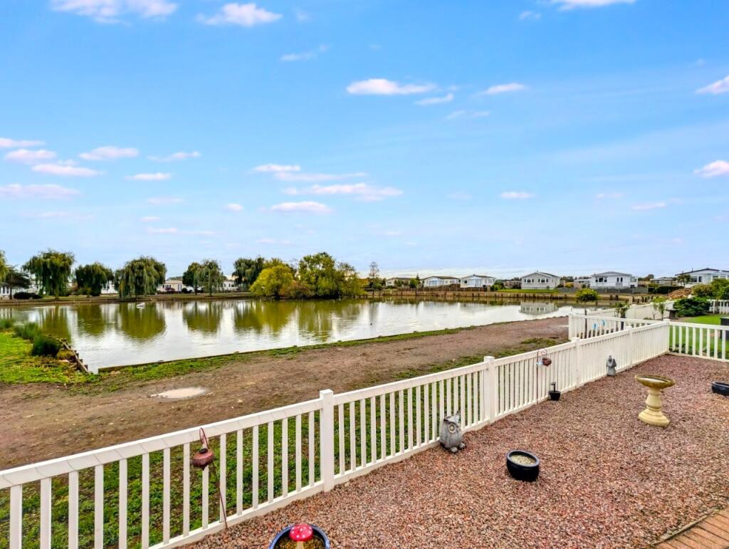 Beacon Park Home Village, Skegness, PE25 photo 3