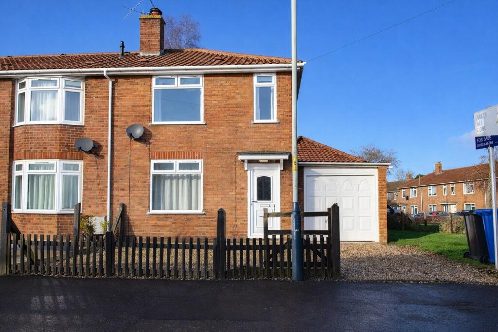 Main image of property: Earlham Grove