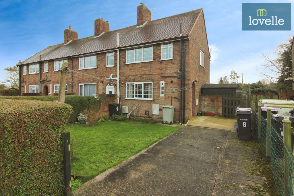 2-bed terraced on Carlton Park, Manby, LN11, £129,950