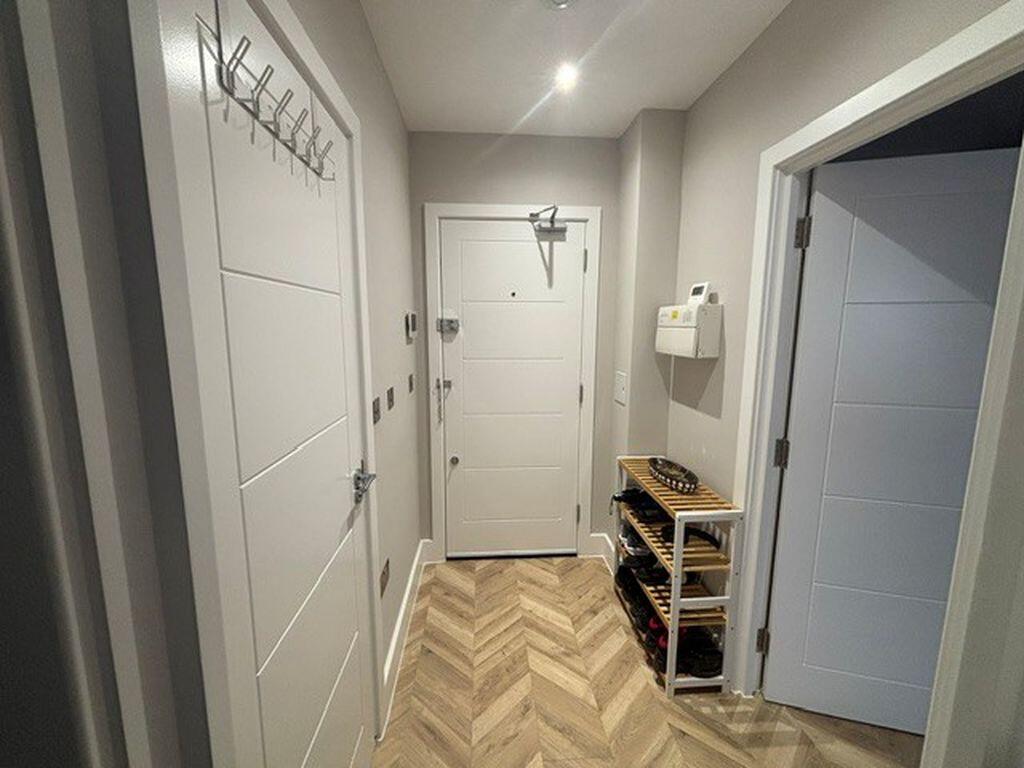 Apartment in Reading - More