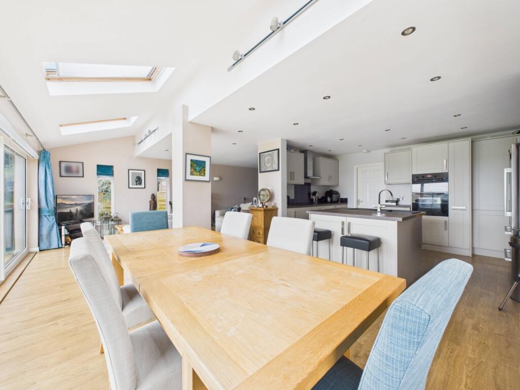 House in Northampton, Creaton - More