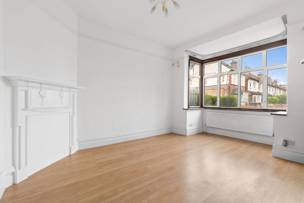 House in London, New Malden - View 4