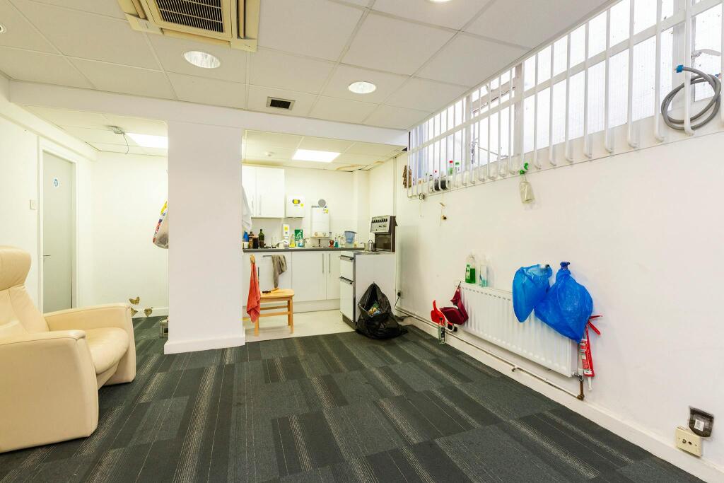 69 Old Street 3.jpg