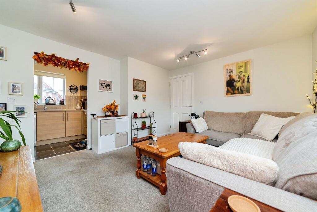 House in Stevenage - View 4