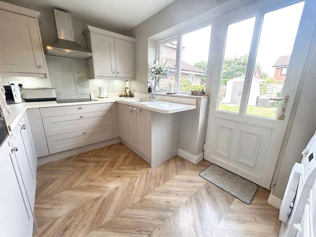 House in Knutsford, Cheshire East - View 3