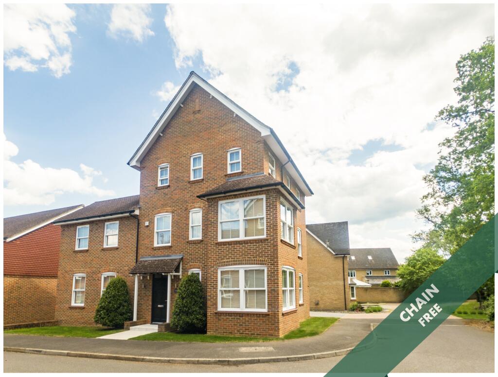 Main image of property: Loddon House Brockham Grange RG27