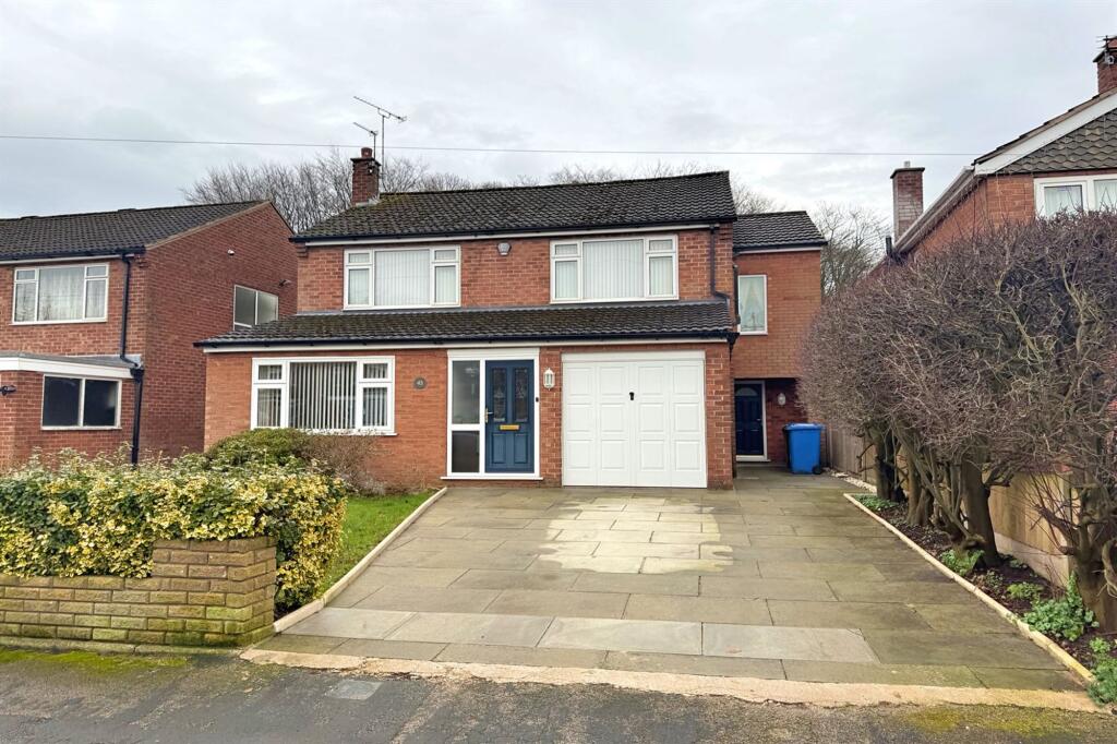 5-bed detached on Coppice Avenue, Sale, M33, £599,950