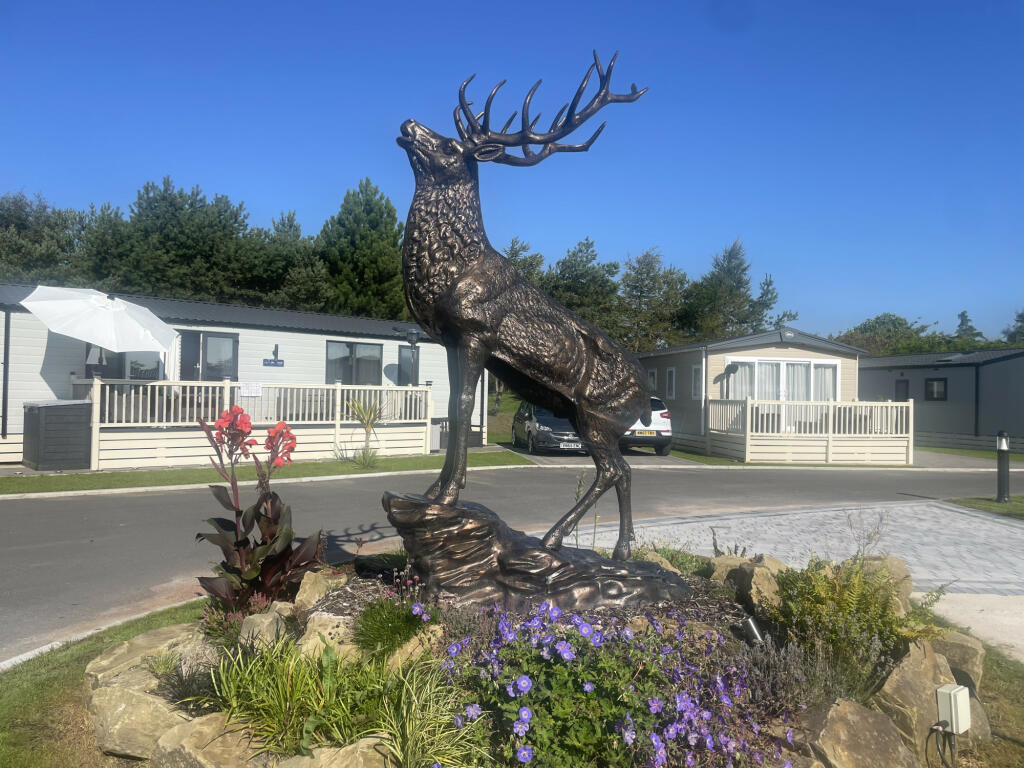 Atlas Image, Highfield Fisheries & Leisure Lodge Park, Ghants Lane, Poulton-le-Fylde, Lancashire, FY6 photo 2