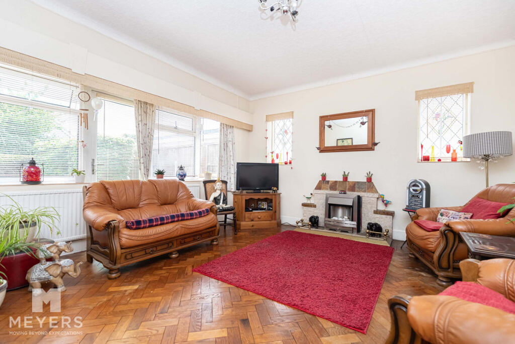 11, Glendale Road photo 2