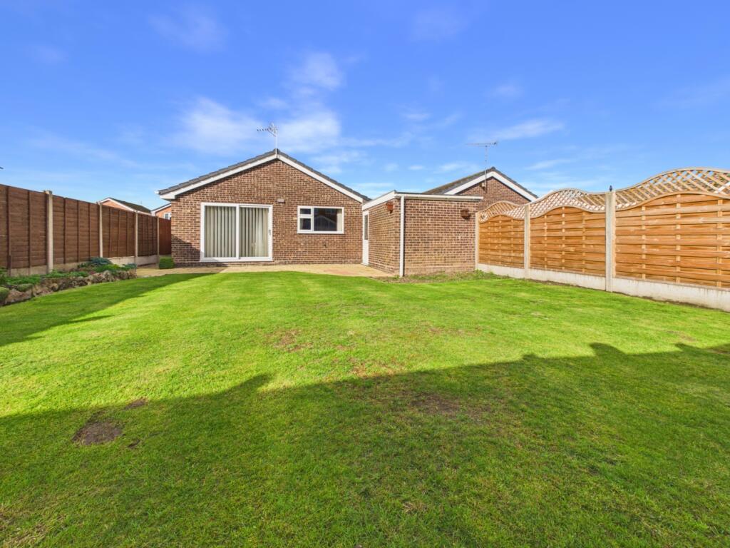 2 Hawkstone Avenue, Newport photo 2