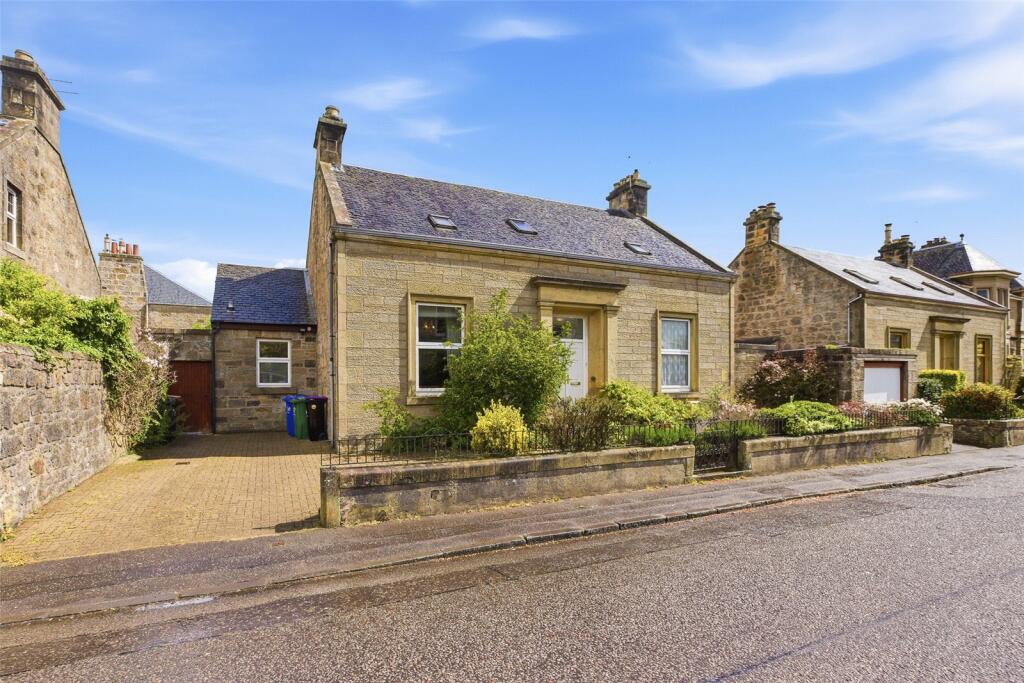 Main image of property: 3 Randolph Terrace, Stirling, Stirlingshire, FK7